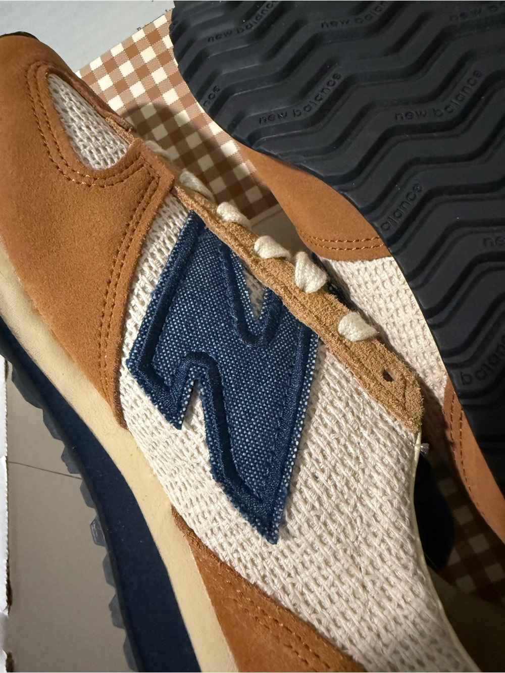 Sezane x New Balance 471 Sneakers Unisex Women US 9 9.5 10 NIB - Picture 5 of 9